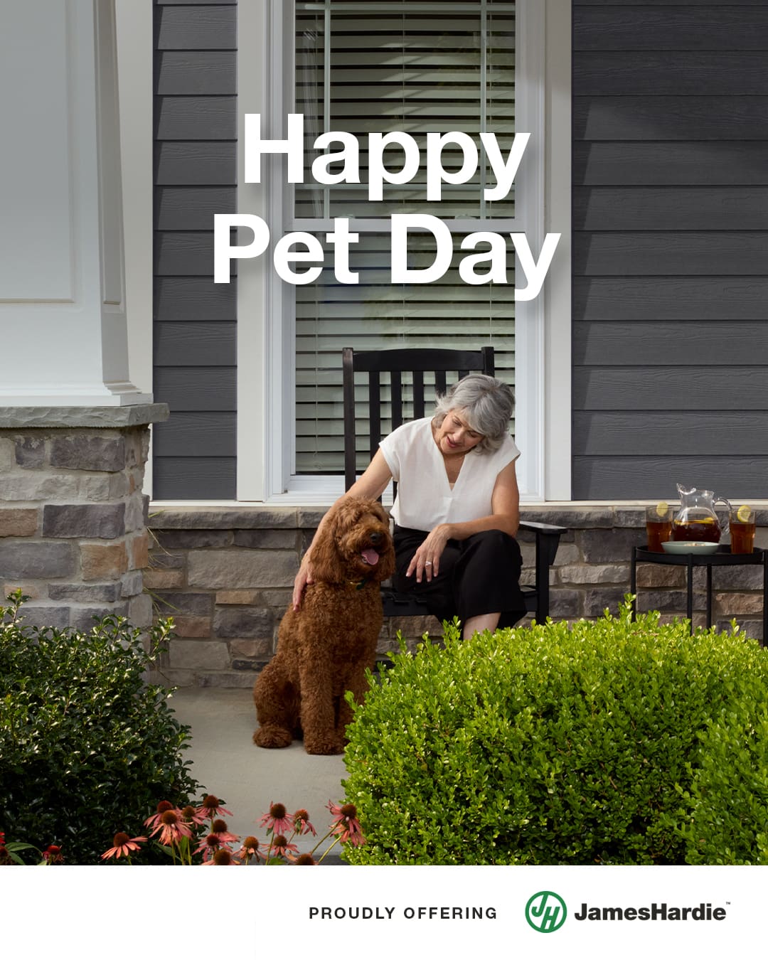 RS29620_SM2405_01_National_Pet_Day Siding Protection